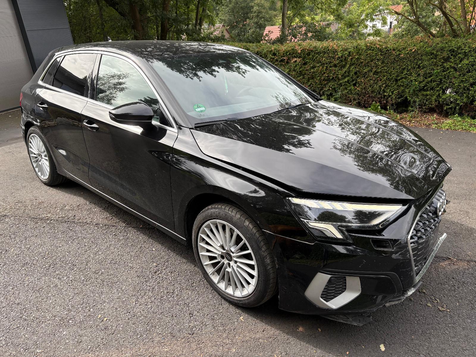 Audi A3 Sportback 35 TFSI advanced/ Airbags ok