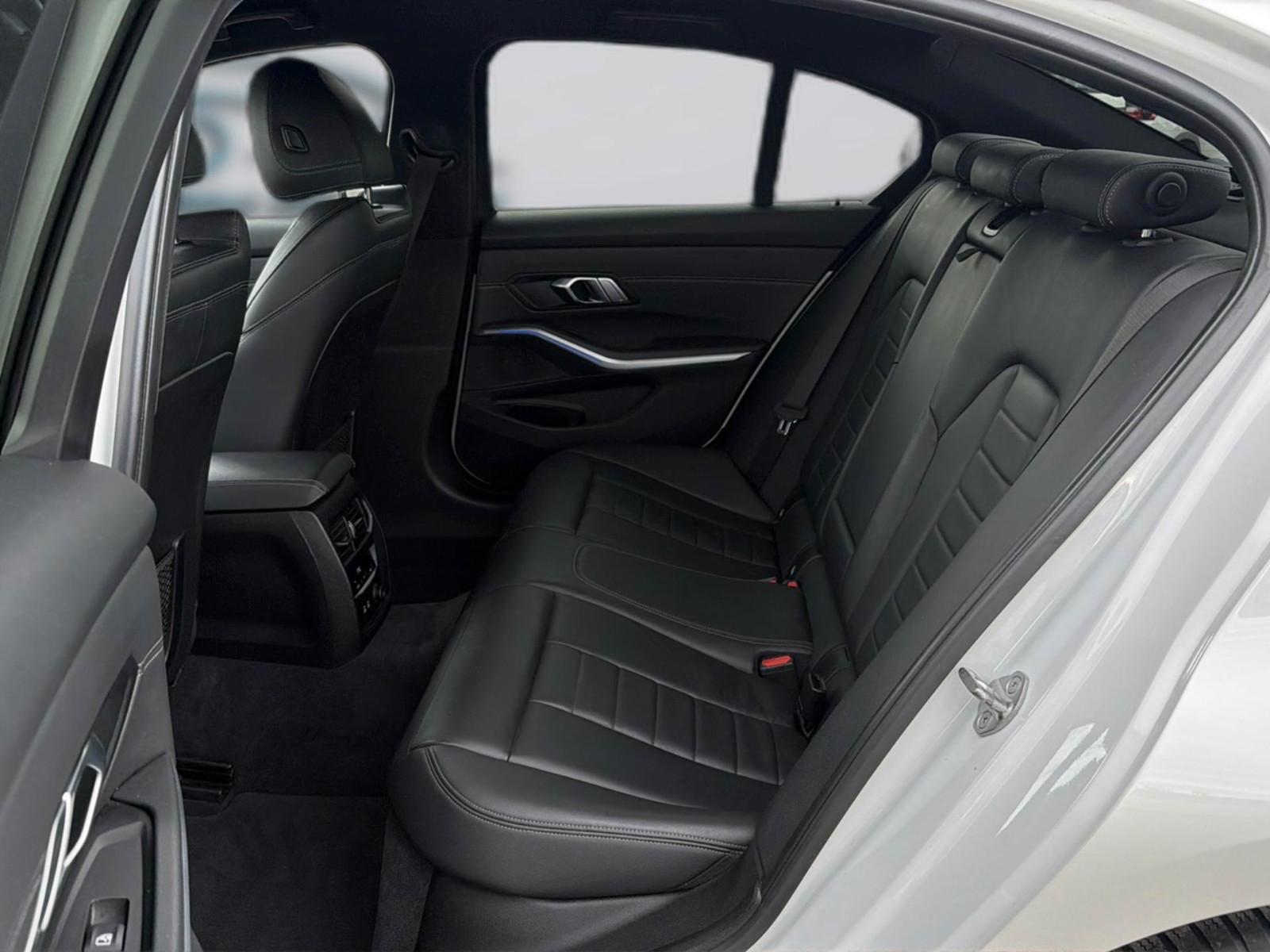 BMW 320i M-Sport/ ACC/Memory/LED/Keyless/360°/Leder