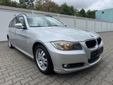 BMW 318i Touring *Automatik*SHZ*PDC*Klimaaut.* - BMW 318 aus 2009: Kombi