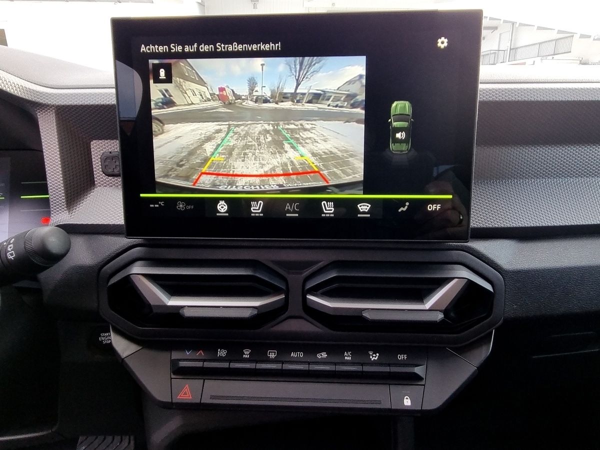 Fahrzeugabbildung Dacia Duster Journey hybrid 155