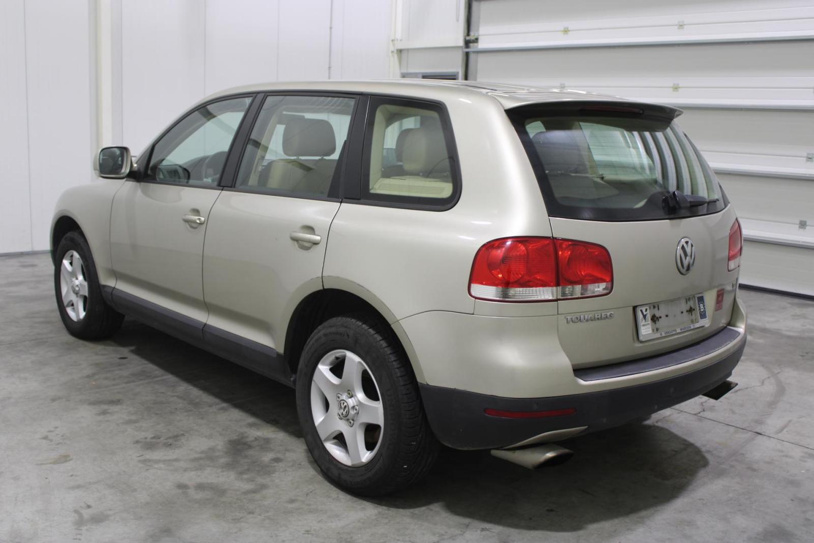 Volkswagen Touareg 2004 — engine 2.461 cm³, 174 HP (128kW)