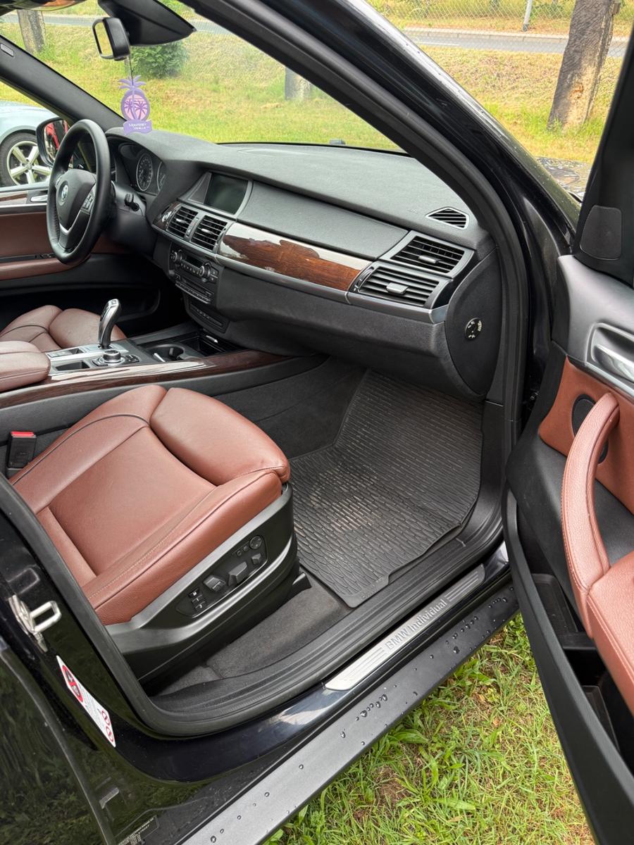 BMW X5 XDRIVE40D INDIVIDUAL - 306 ch -BVA - ATTELAGE FIXE - HAYON ÉLECTRIQUE