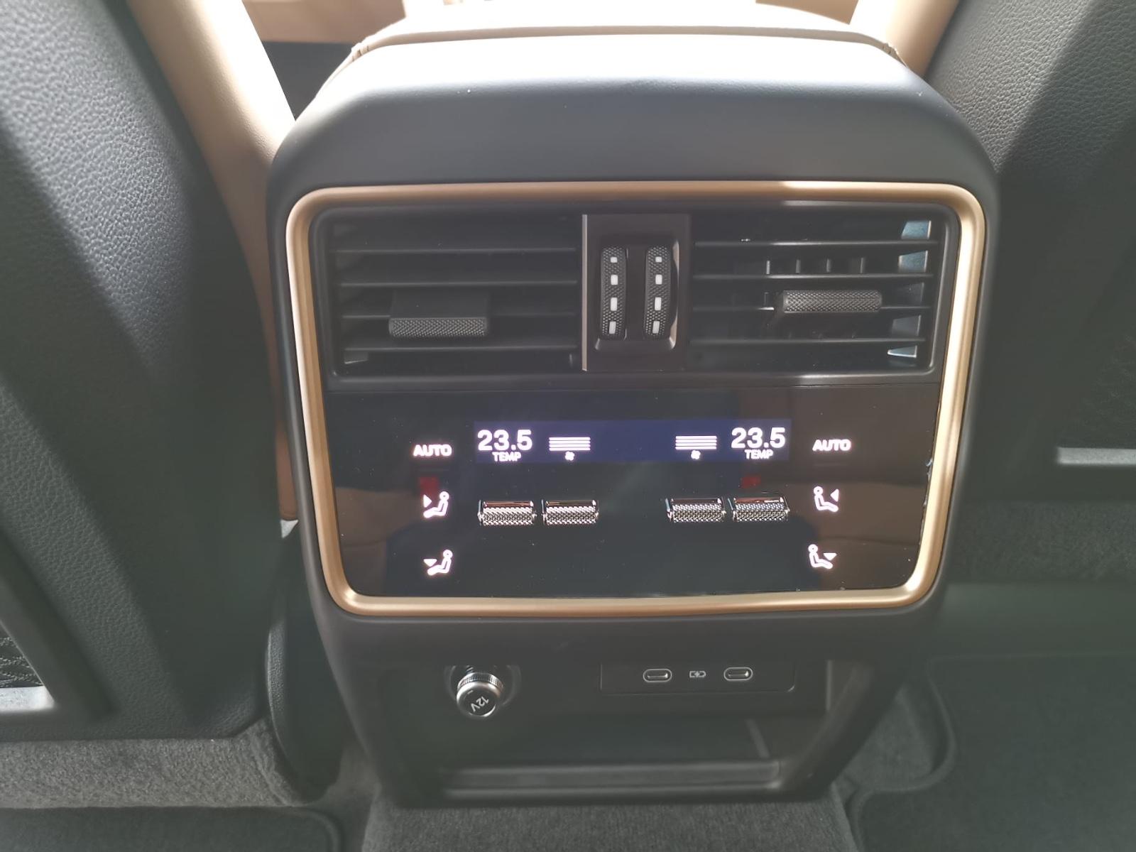 Porsche Cayenne E-Hybrid Coupe*SportDesign*KREIDE*BEIGE*