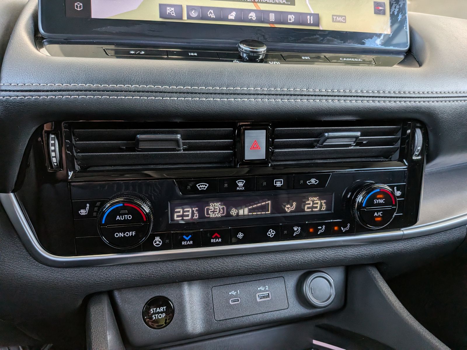 Fahrzeugabbildung Nissan X-Trail 1.5 e-Power N-Connecta ACC 360 Navi 12"