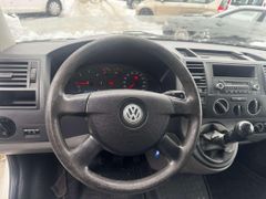 Fahrzeugabbildung Volkswagen T5 Kombi Kombi lang *8-SITZE / TÜV-12.2027 / 8-F