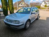 Volkswagen VW Golf 4 Variant 1.6 16V - Volkswagen aus 2002: Kombi