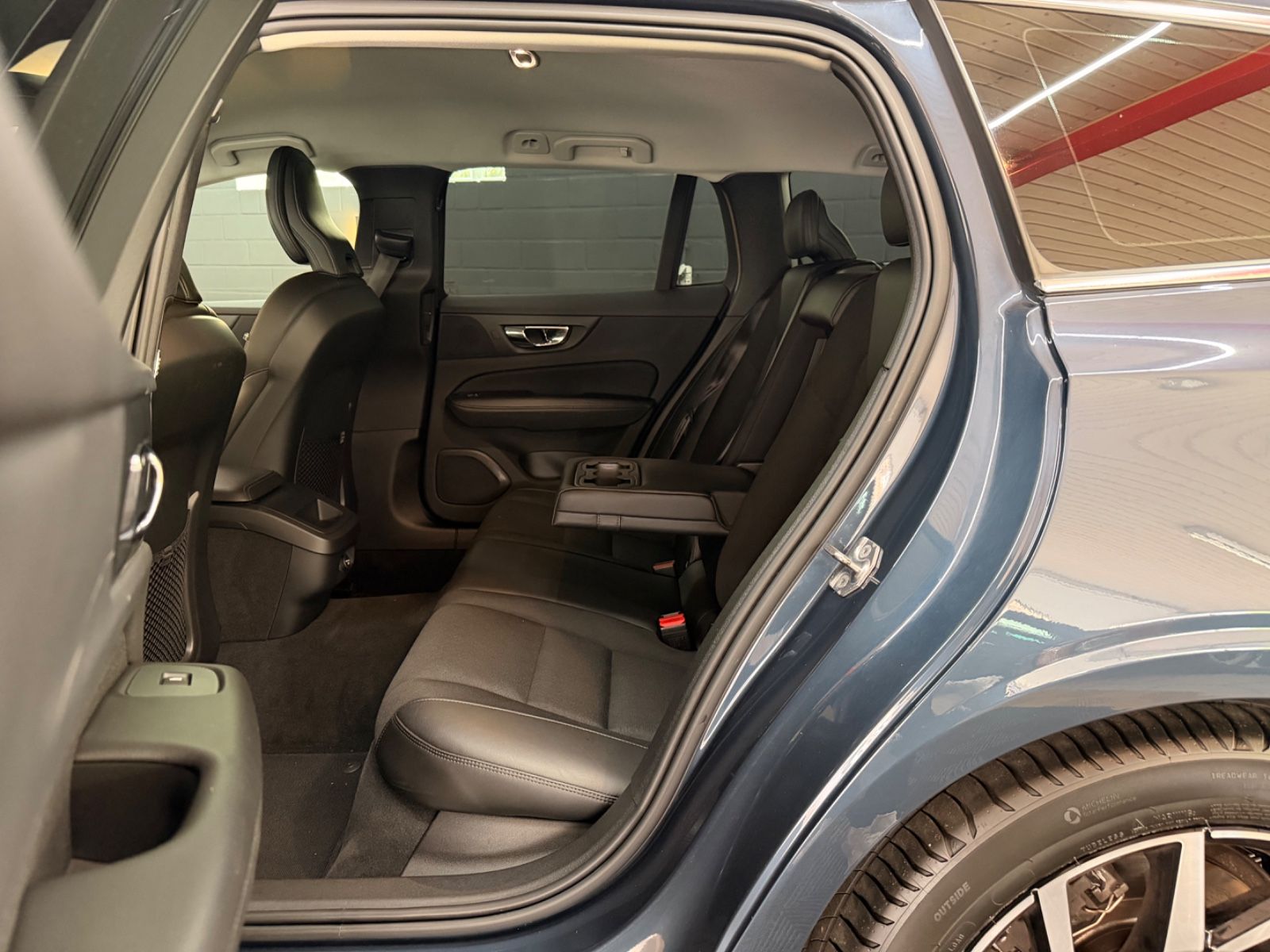 VOLVO V60 V60 T5 Kombi 2.Hand|Service Neu|LED|Kamera|EL.HK Vorschau 24
