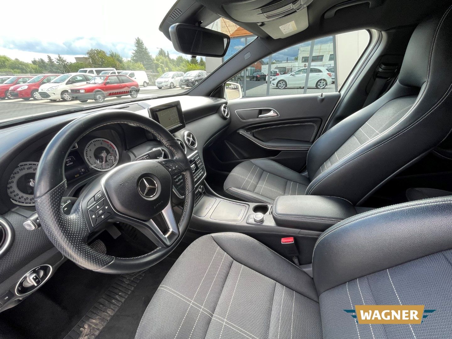 Fahrzeugabbildung Mercedes-Benz A 180 Urban BlueEfficiency SHZ Automatik