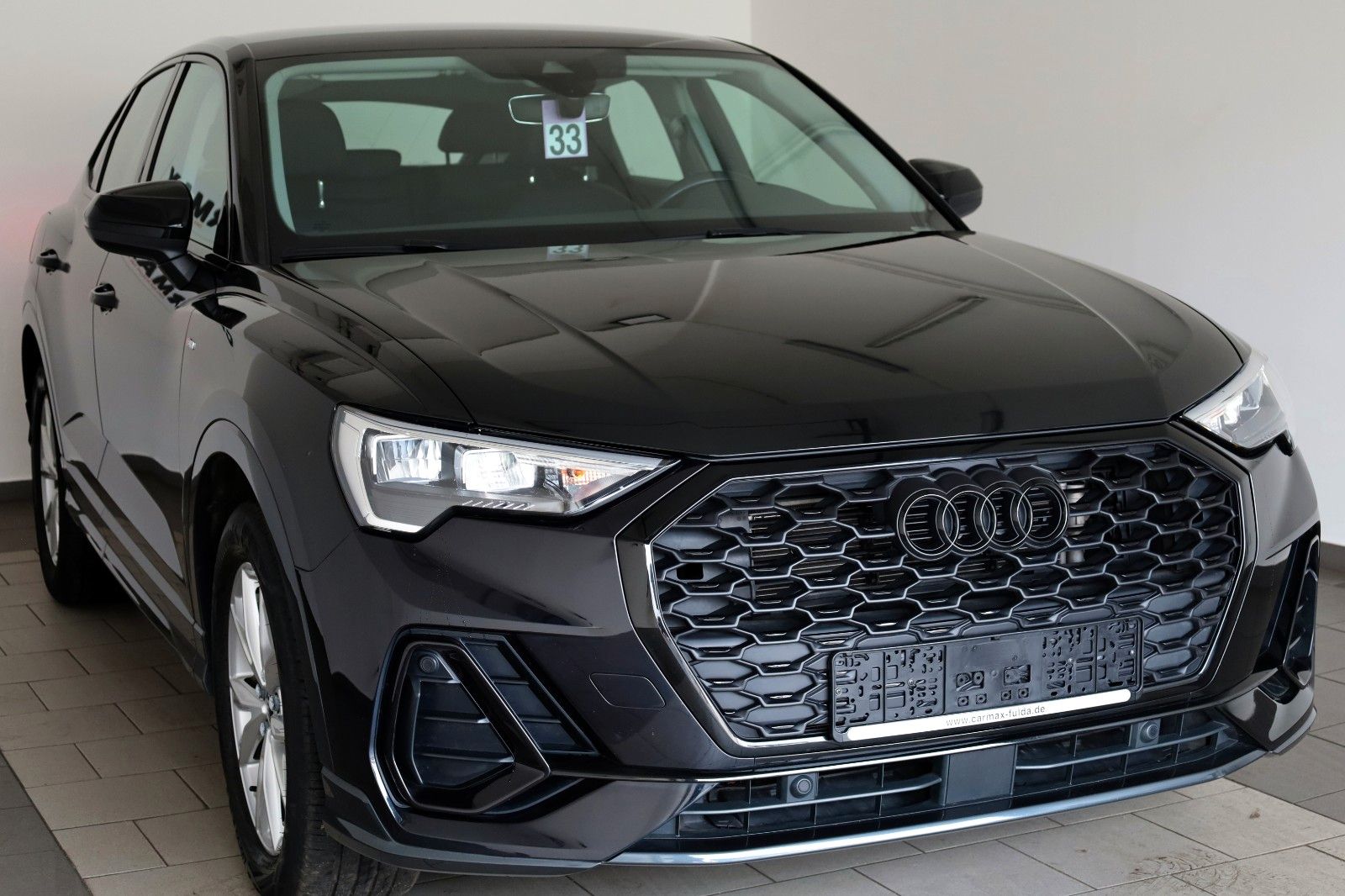 Fahrzeugabbildung Audi Q3 Sportback 35 TFSI S line,Leder,Navi,Kamera,SH