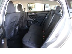 Fahrzeugabbildung Ford Focus Cool & Connect,Automatic,AHK,Kamera