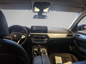 BMW 520 - 5