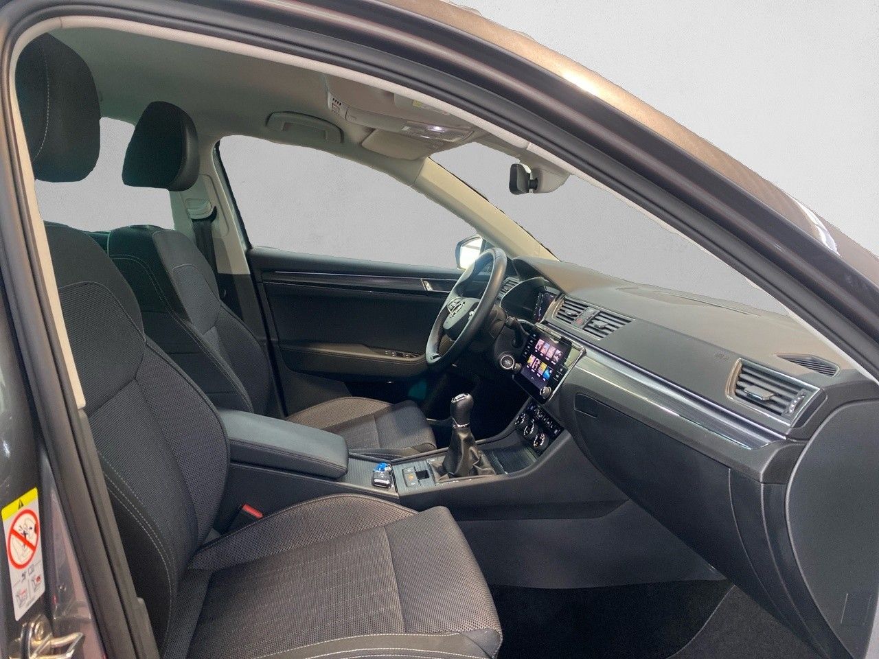 Skoda Superb Combi Style 2.0 TDI NAVI AHK KAM ACC LED foto 16
