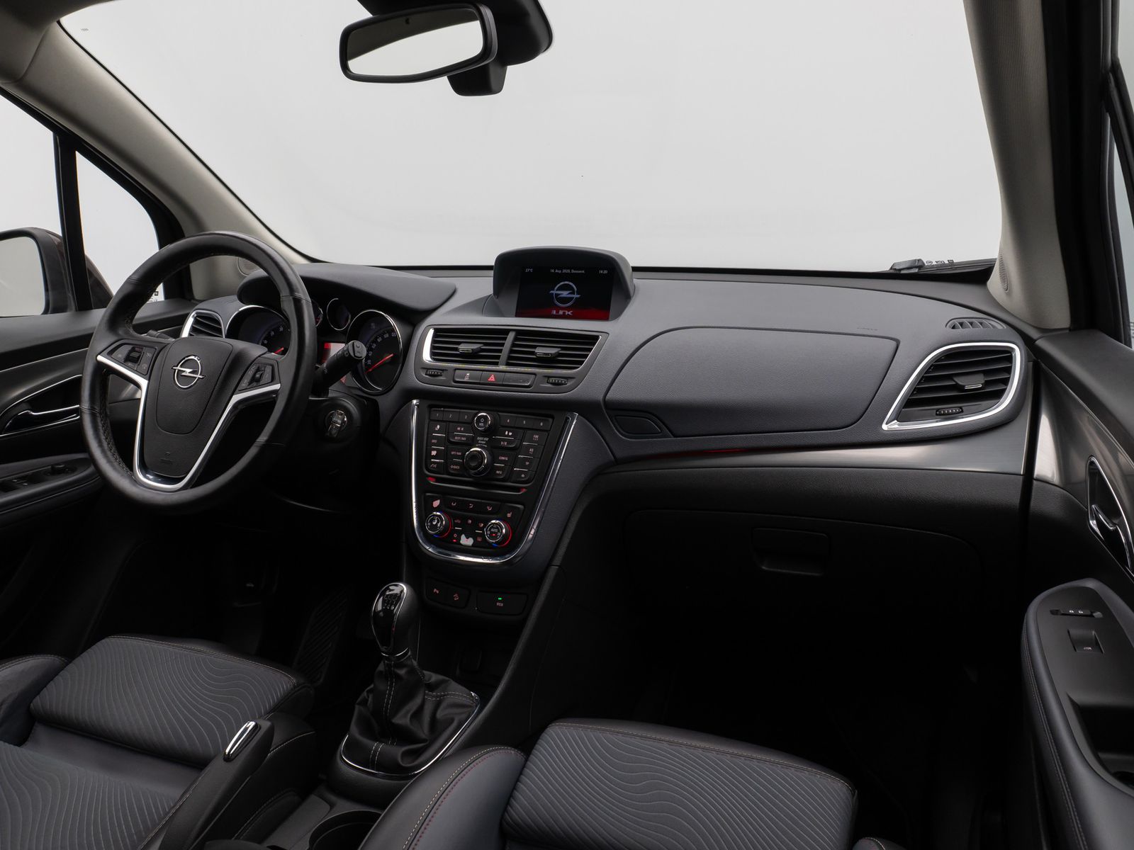 Fahrzeugabbildung Opel Mokka Innovation ecoFlex 4x4 Kamera Navi Bi-Xeno