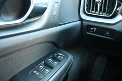 Fahrzeugabbildung Volvo V60 D4 Autom. Momentum*RFK*BLIS*ACC*