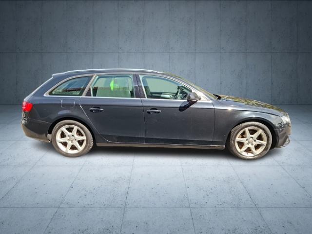 Audi A4 2011 — photo 7