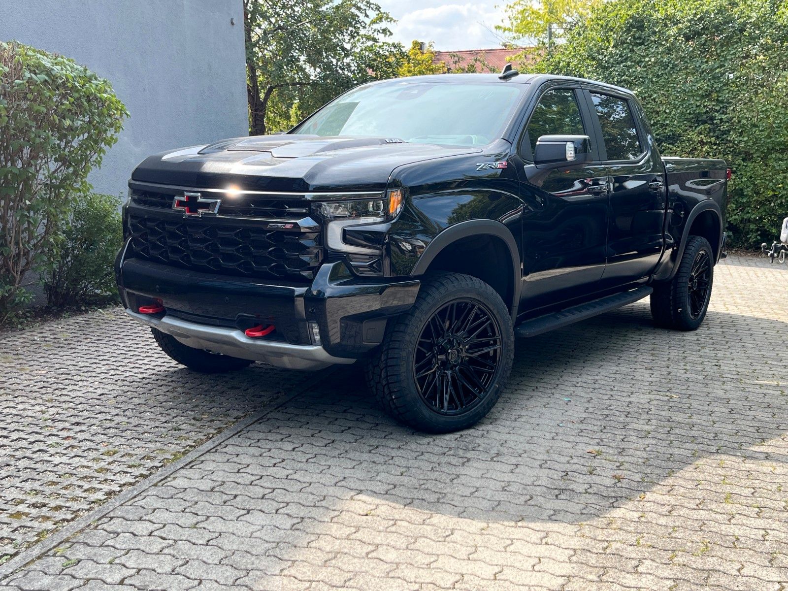 Fahrzeugabbildung Chevrolet Silverado ZR2 V8 6.2*Head-Up*360°*Offroad*AHK