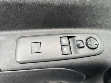 Peugeot e-Partner L2 EHZ (50kWh)