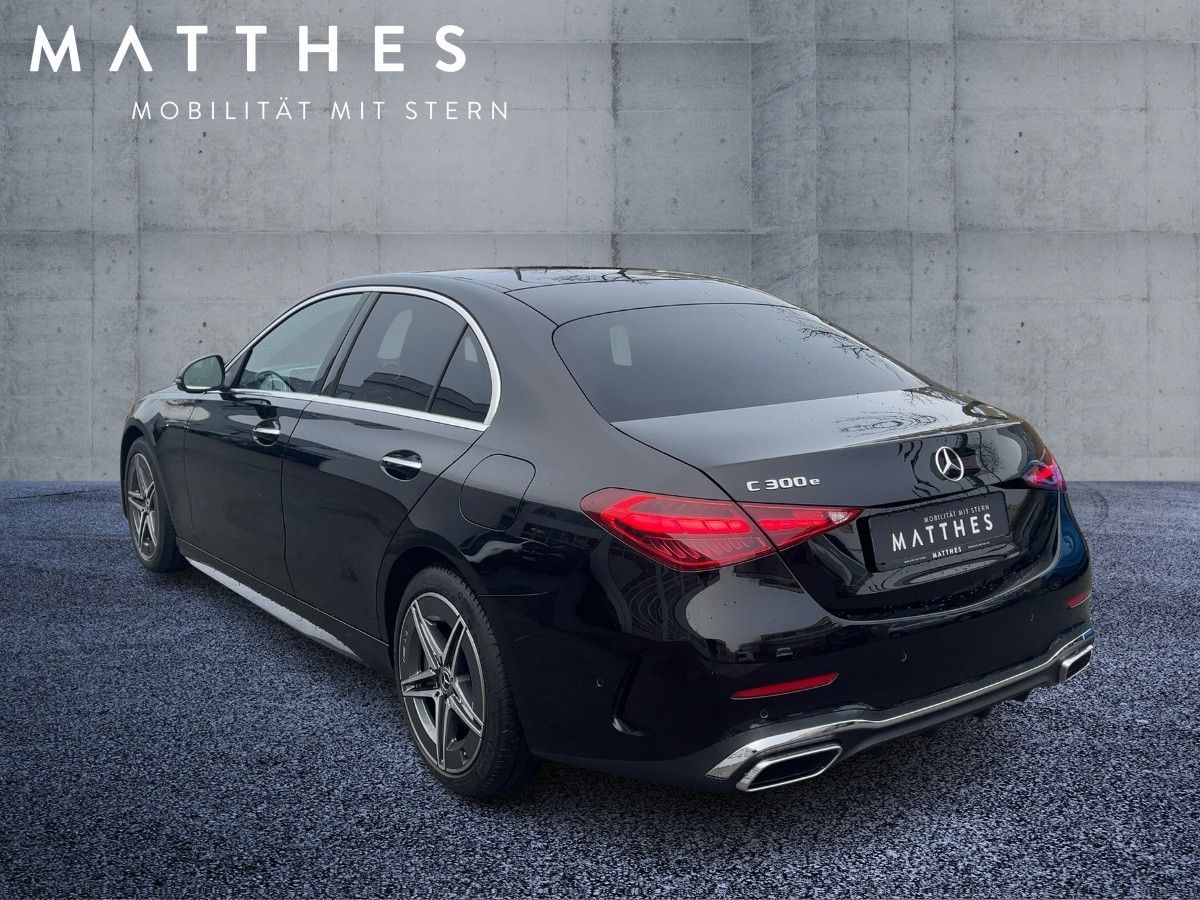 Fahrzeugabbildung Mercedes-Benz C 300 e AMG/360°/MBUX/Digital-Light