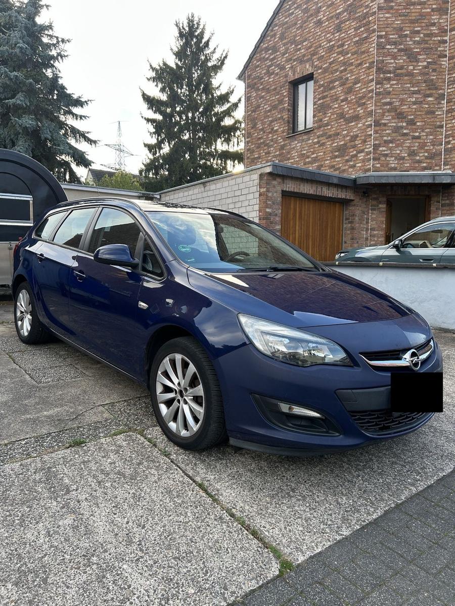 Opel Astra 2015 — фото 6