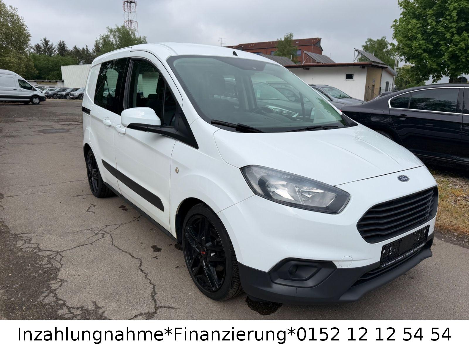 Ford Transit Courier Kombi Trend