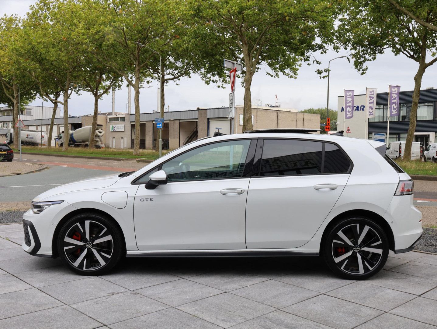 Volkswagen Golf GTE 1.5 eHybrid 272PK | Panodak | leder | 3 imagem 2