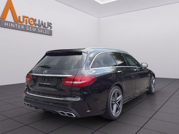 Mercedes C 63 AMG - 6