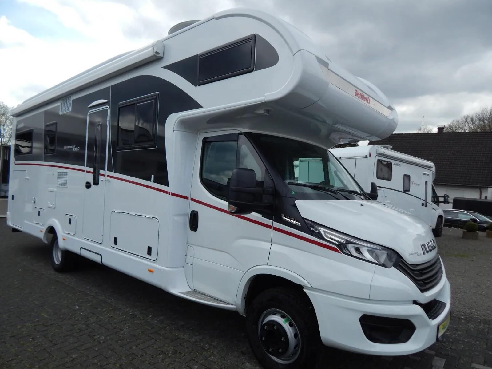 Dethleffs Globetrotter XXL A 9000-2 EB Top Family Fahrzeug