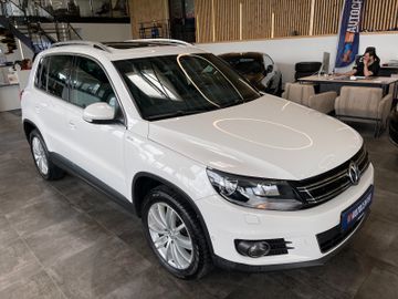 Volkswagen Tiguan Life BM 4Motion *NAVI*KLIMA*PANO*TEMPOMAT