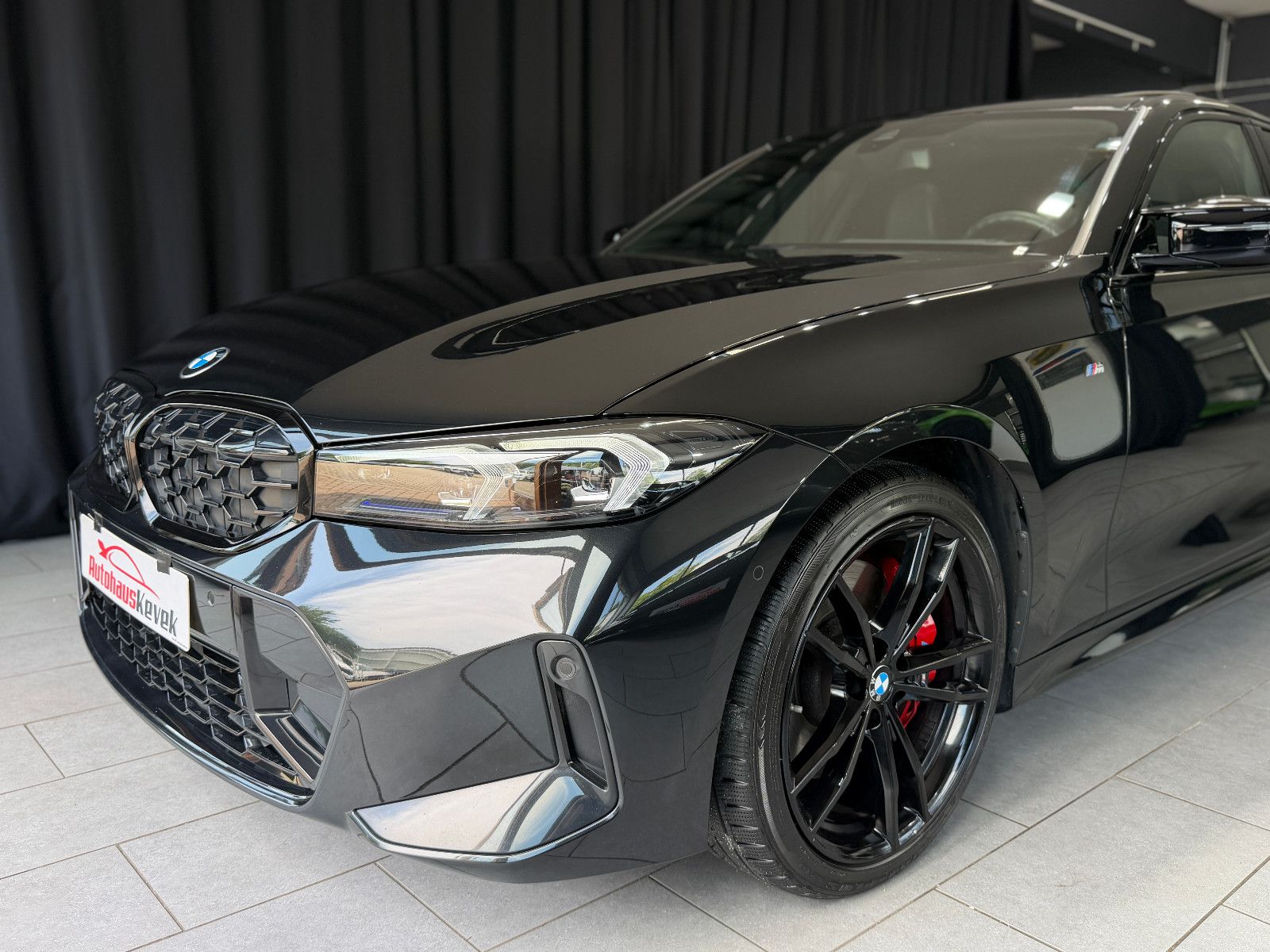 Fahrzeugabbildung BMW M340i Limousine xDrive |H/K|HuD|PANO
