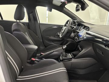 Fotografie des Opel Corsa 1.2 Direct Injection Turbo GS