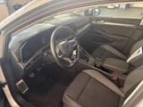 Volkswagen Golf VIII 1.5TSI Active Navi LED Standh. - Volkswagen: T