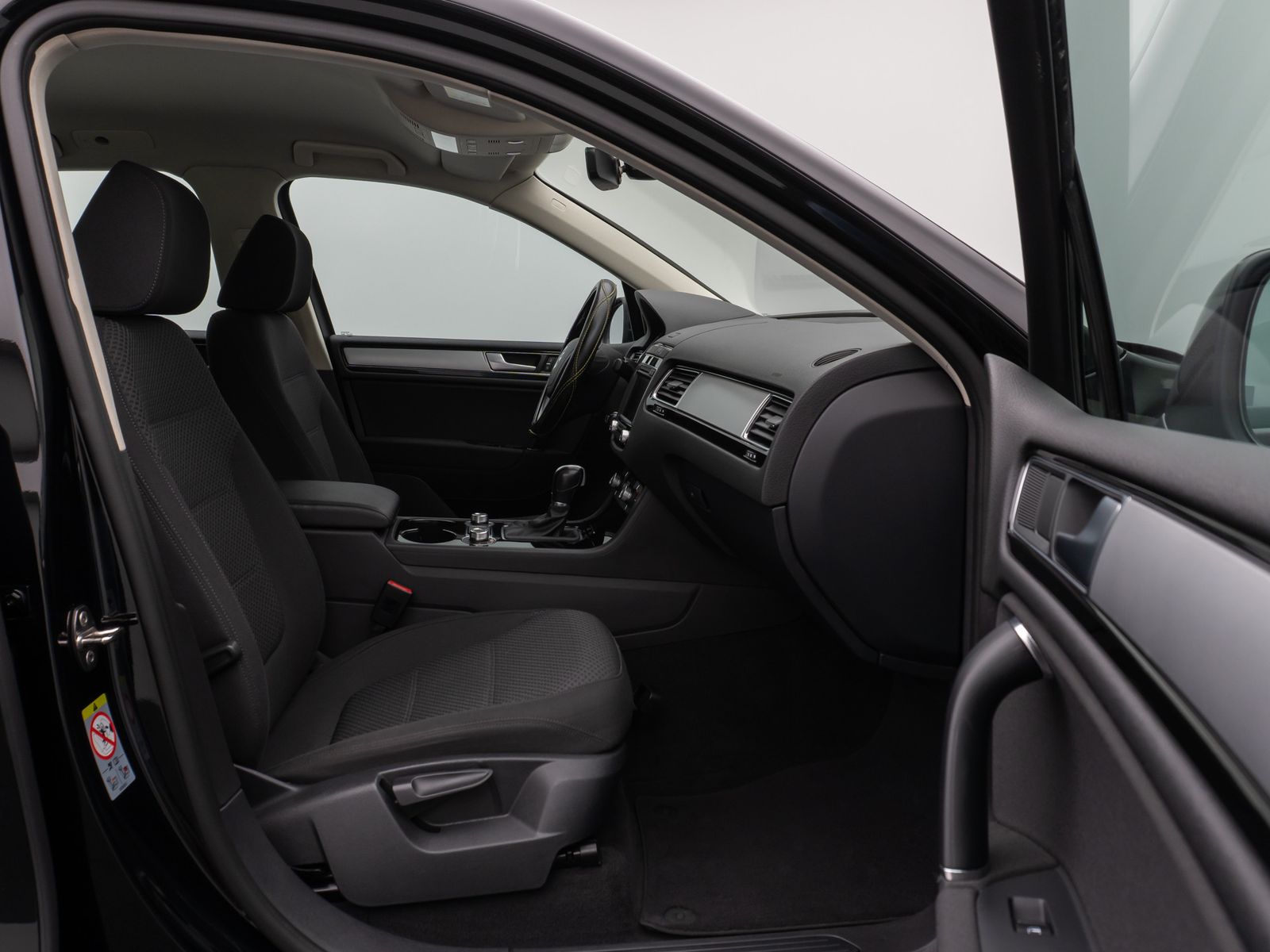 Fahrzeugabbildung Volkswagen Touareg 3.0 TDI V6 Terrain Tech 4Mot PDC BiXenon