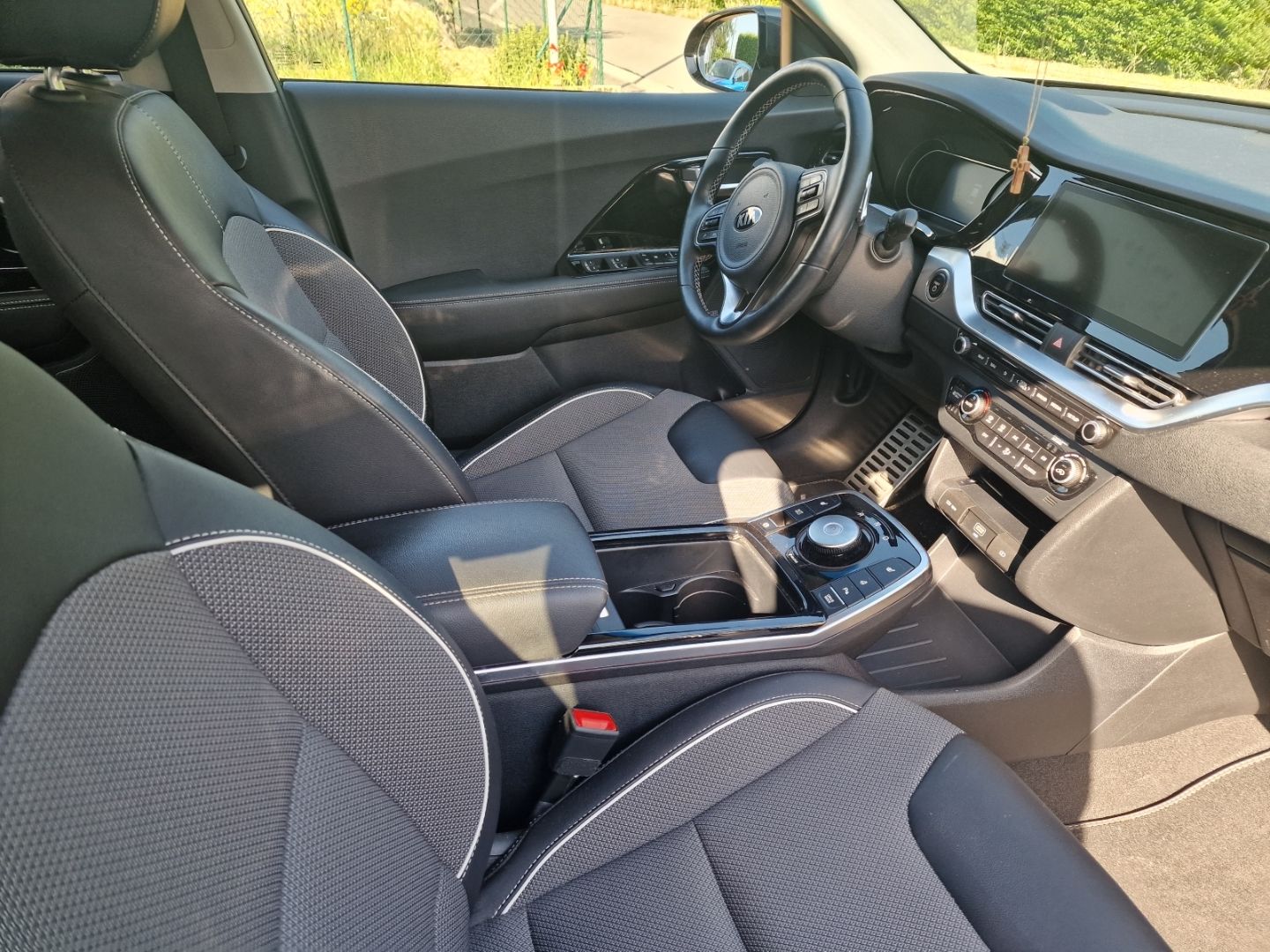 Fahrzeugabbildung Kia Niro e-Spirit Navi Digitales Cockpit Soundsystem