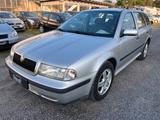 Skoda Octavia Combi 1.6 Klima SHZ Tüv + Insp. + ZR neu - gebrauchte Skoda Octavia aus dem Jahr 1999