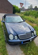 Mercedes-Benz CLK 200 KOMPRESSOR ELEGANCE - gebrauchte Mercedes-Benz CLK-Klasse aus dem Jahr 2001