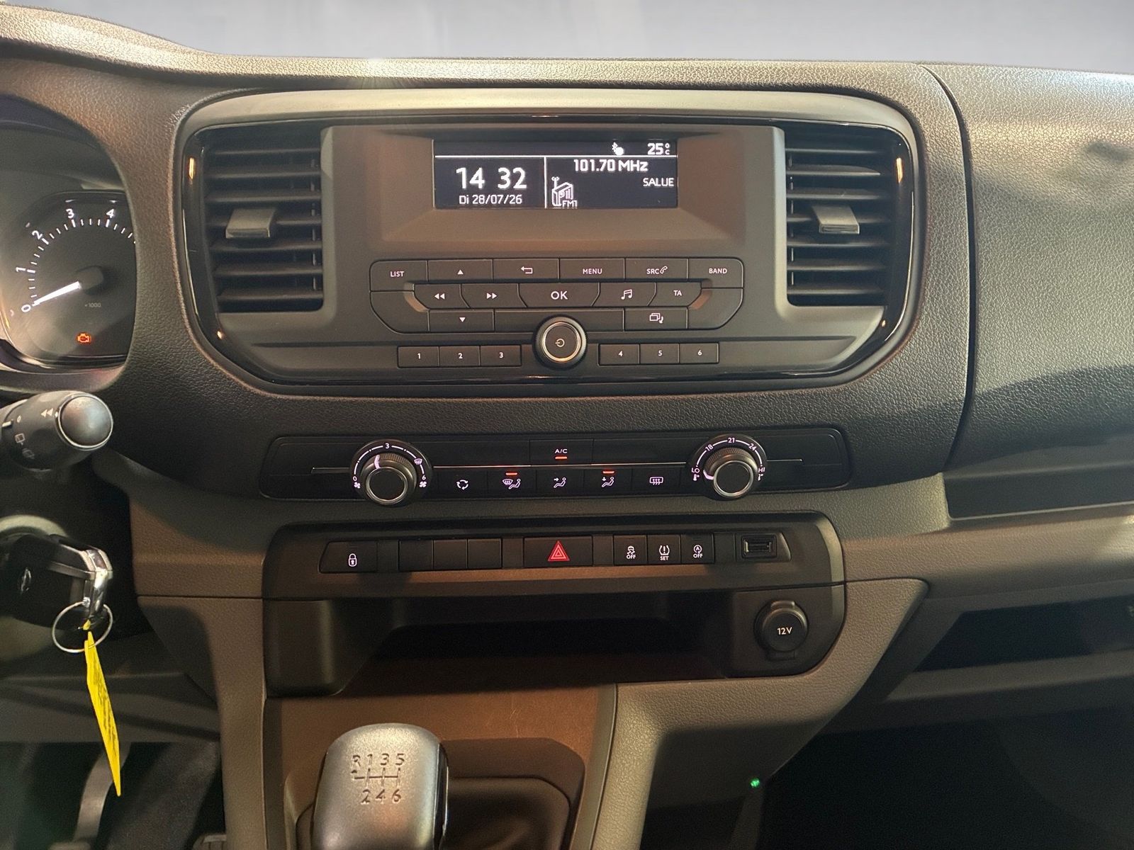 Fahrzeugabbildung Opel Vivaro Kombi 1.5 D PDC,Klima, 9-Sitzer