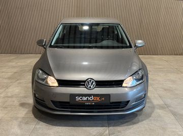 Volkswagen Golf - 8