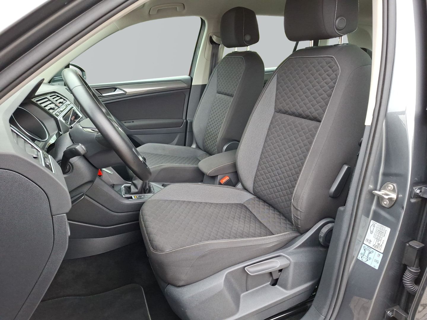 Tiguan 1.5 TSI Join *Navi*ACC*SHZ*PDC*17''-LM*