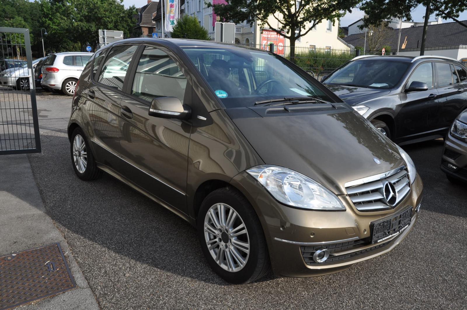 Mercedes-Benz A 150 ELEGANCE**AHK-Sitzheizung-Parktronic**