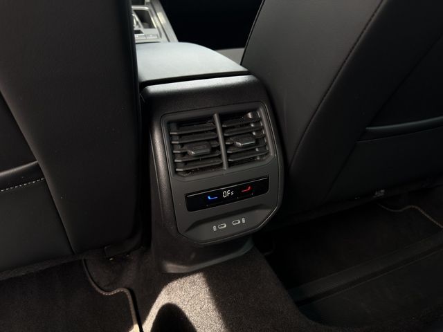 Leon Sportstourer 1.5eTSI DSG Basis