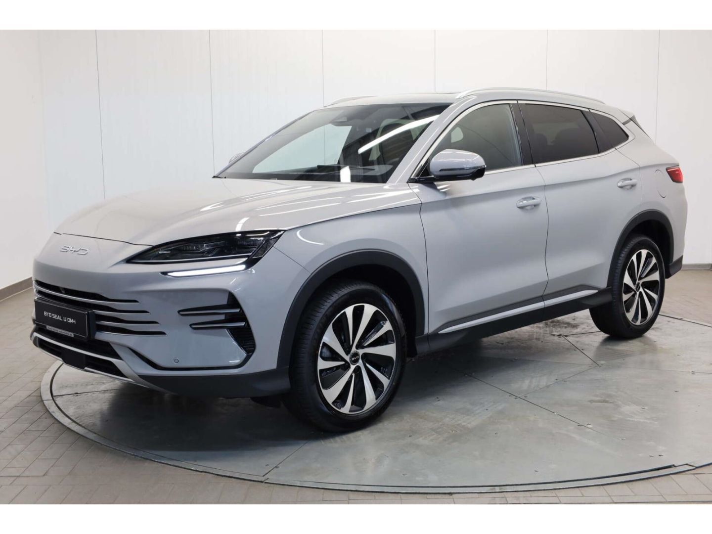 BYD SEAL U