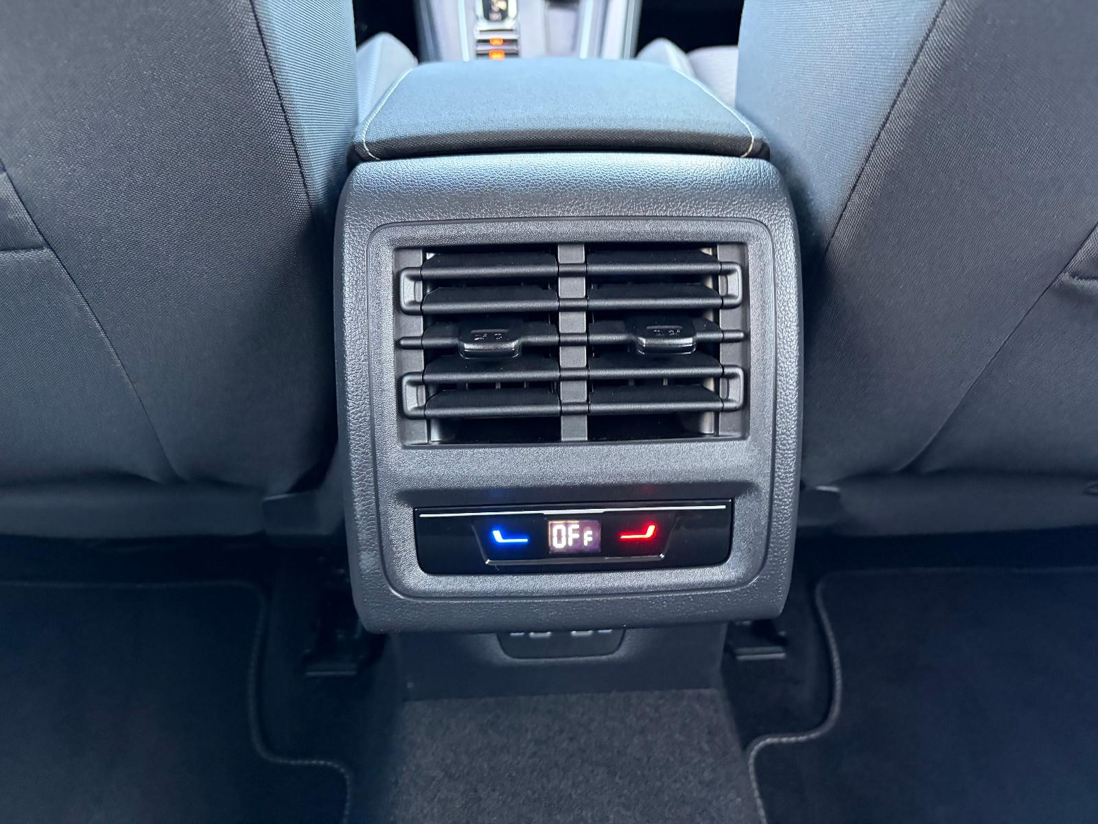 Volkswagen Golf VIII 1.5 eTSI Active DSG AHK Matrix-LED, миниатюра 29