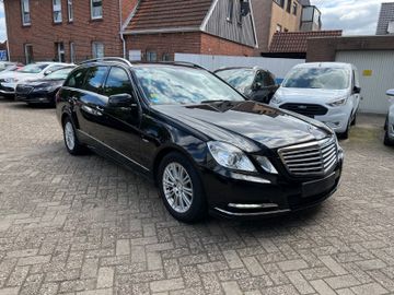 Mercedes E 200 - 4
