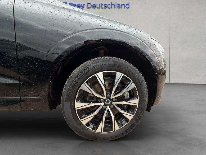 Volvo XC60 B4 B Plus Dark