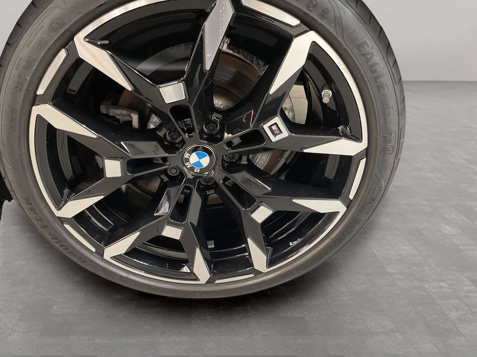 BMW 330 - Bild 14