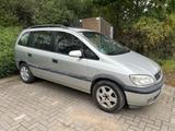 Opel Zafira - gebrauchte Opel Zafira aus dem Jahr 2002