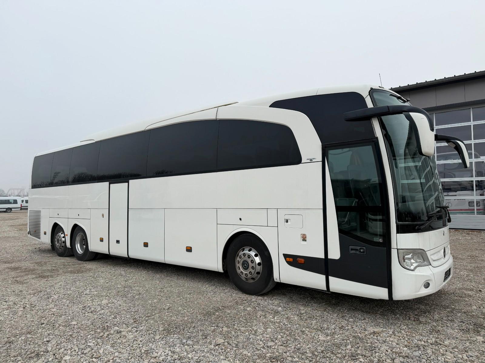 Mercedes-Benz Travego 16 RHD-M