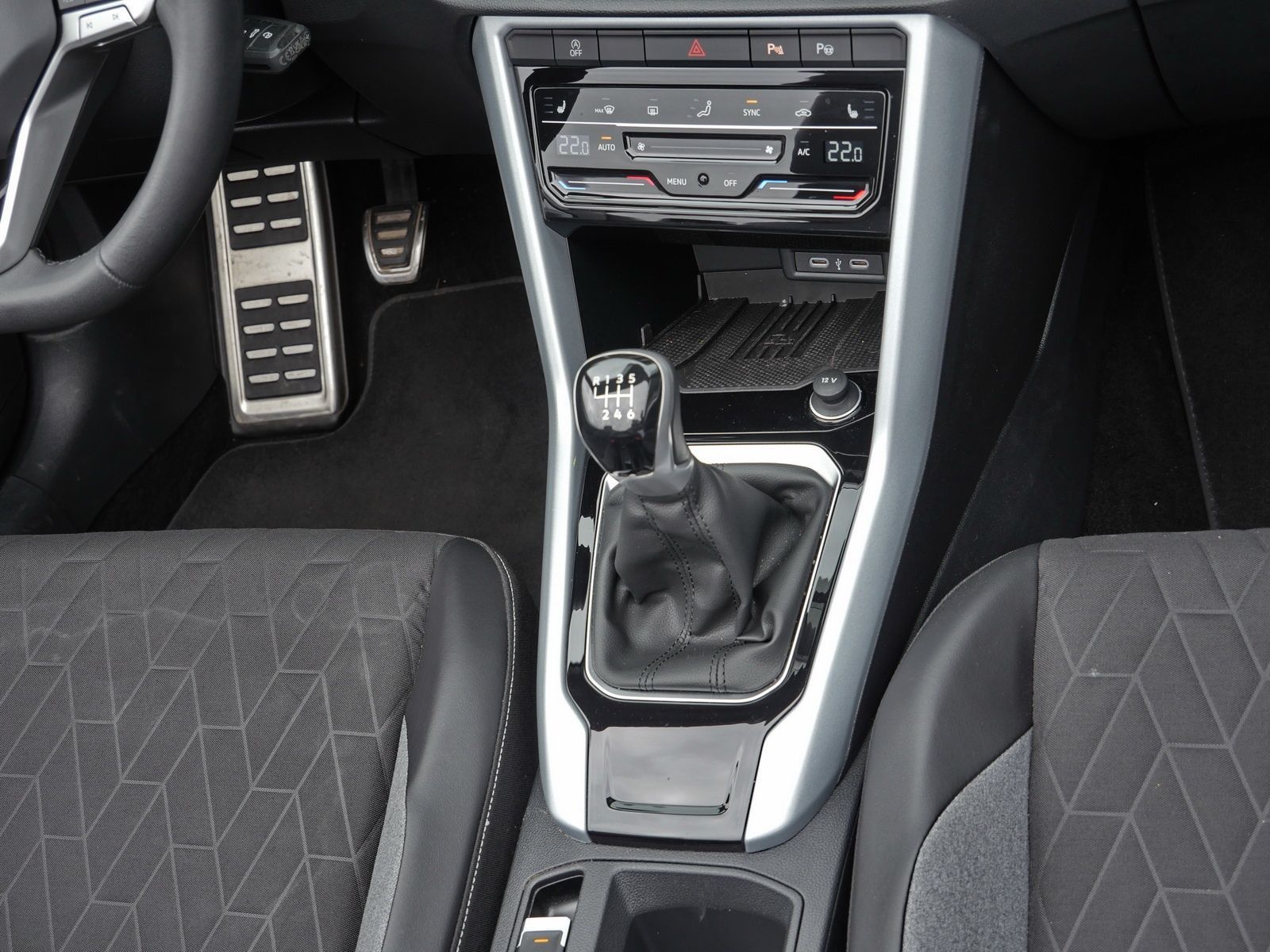 Volkswagen T-Roc - Bild 7