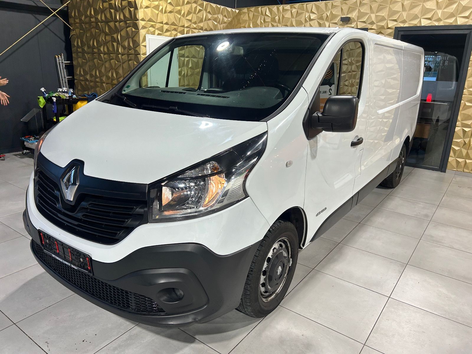 Fahrzeugabbildung Renault Trafic Kasten L2H1 2,9t Komfort/KAMERA/KLIMA/TEM