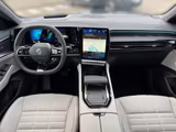 Renault Espace 6 Iconic E-Tech Full Hybrid 200 - Renault Espace: Limousine